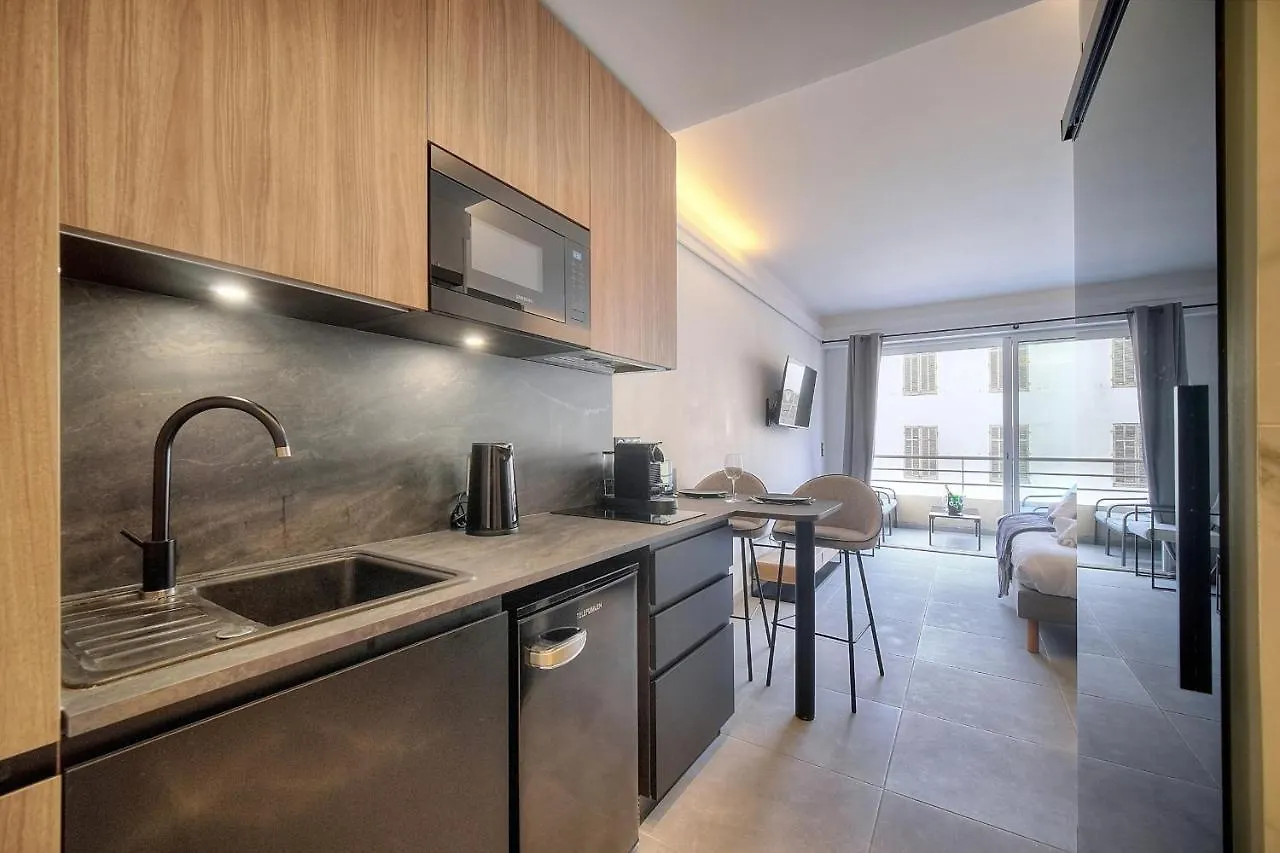 Cannes Luxury Rental - Stunning Apartment With Terrace To Rent Grand Hotel France
