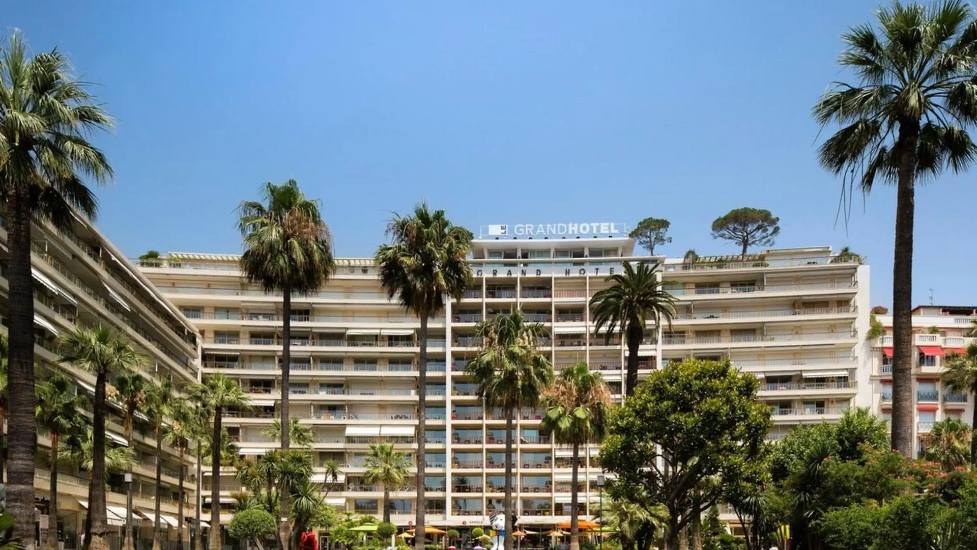 Cannes Luxury Rental - Stunning Apartment With Terrace To Rent Grand Hotel location
